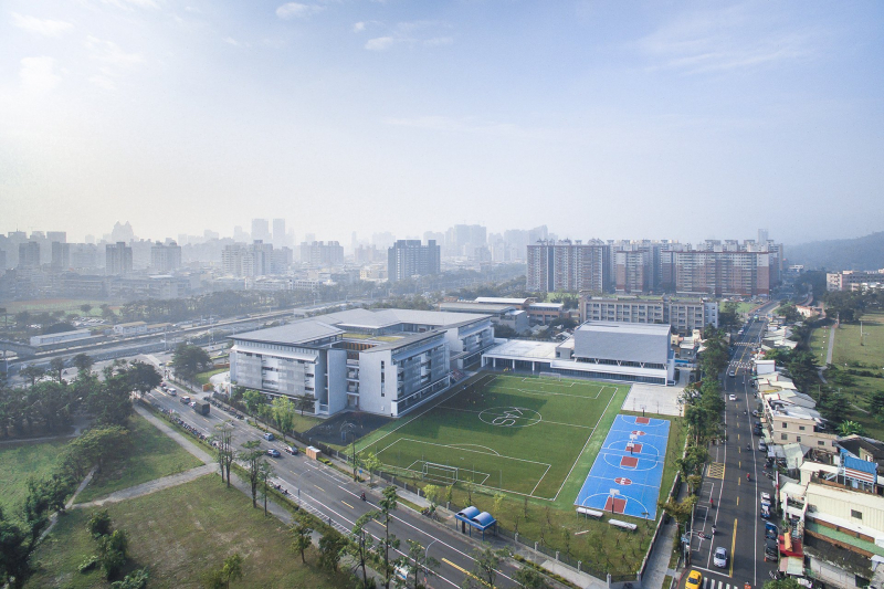 Screenshot of https://mayuarchitects.com/copy-of-kaohsiung-american-school-athletic-complex