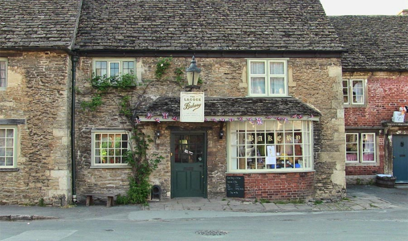 The Cotswolds Guide