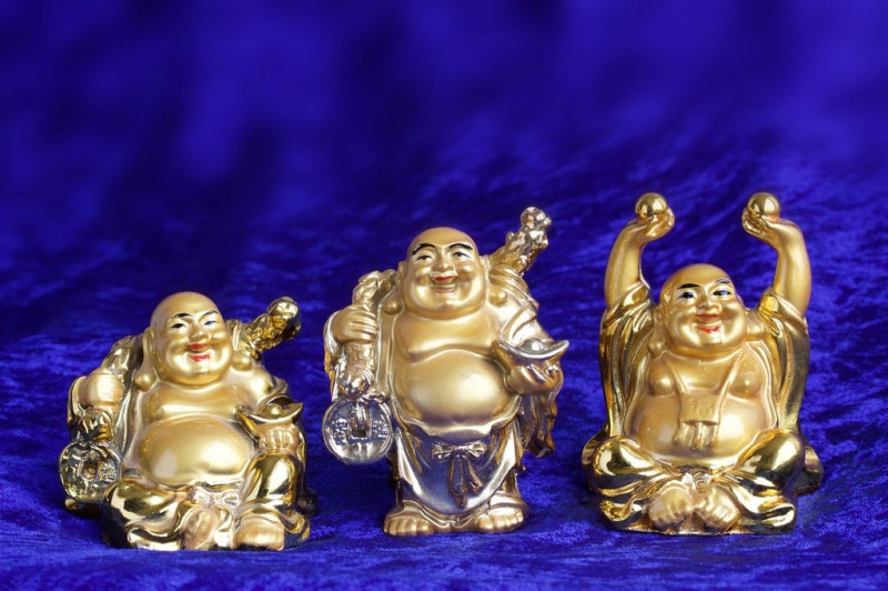 Photo by https://jenikirbyhistory.getarchive.net/media/buddha-laughing-sculpture-religion-38c45c
