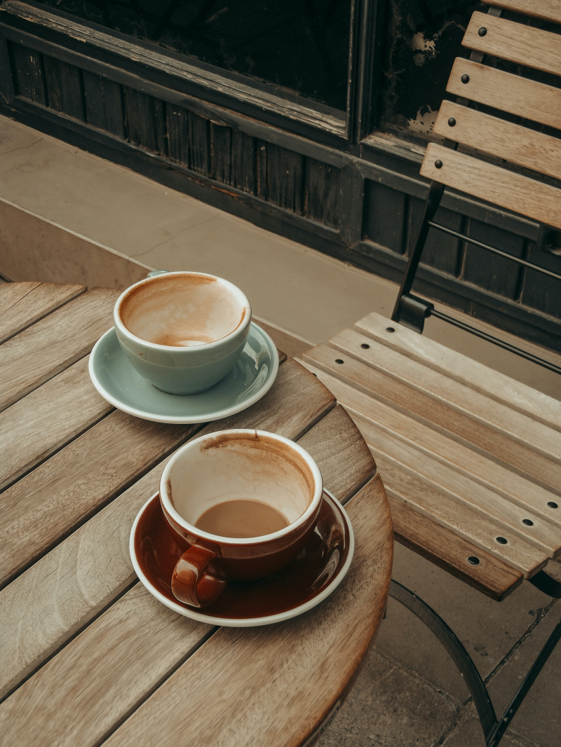 Photo by Esranur  Kalay : https://www.pexels.com/photo/coffee-cups-on-saucers-on-table-10276927/