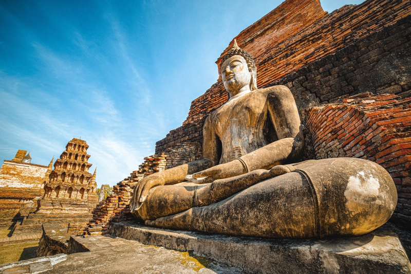 Photo on Pixabay (https://pixabay.com/photos/buddha-statue-thailand-buddhism-5641534/)