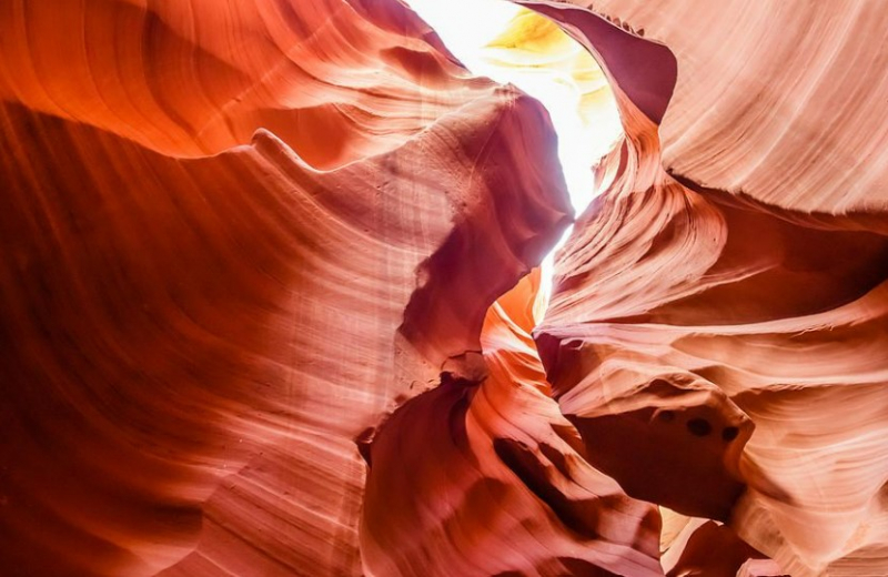 Lower Antelope Canyon Hiking Tour