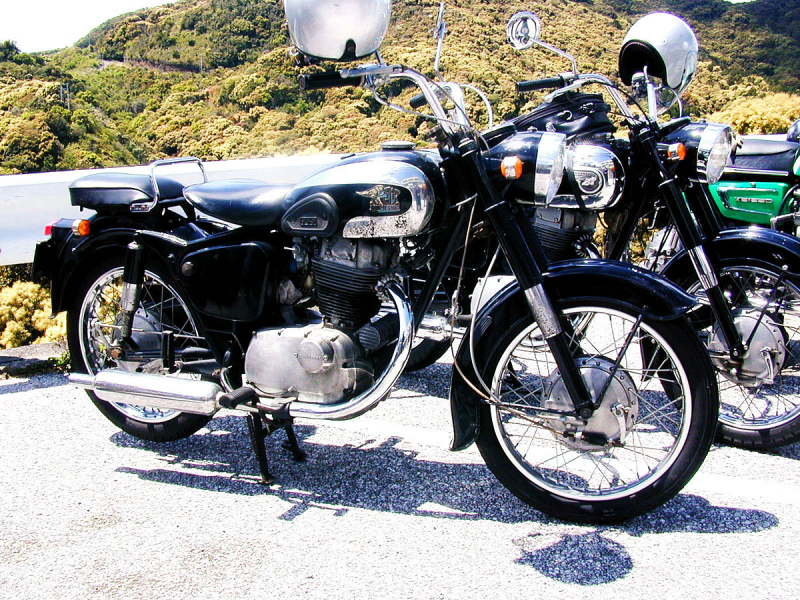 Source photo : https://en.wikipedia.org/wiki/File:Meguro_Motorcycle.jpg
