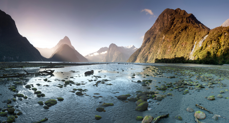 The scene around Milford Sound formed by glaciers. Photo: theculturetrip.com