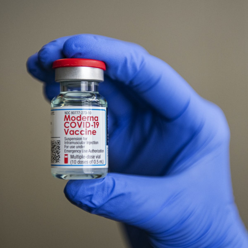 Moderna COVID-19 Vaccine (mRNA-1273) (photo:https://theconversation.com/)