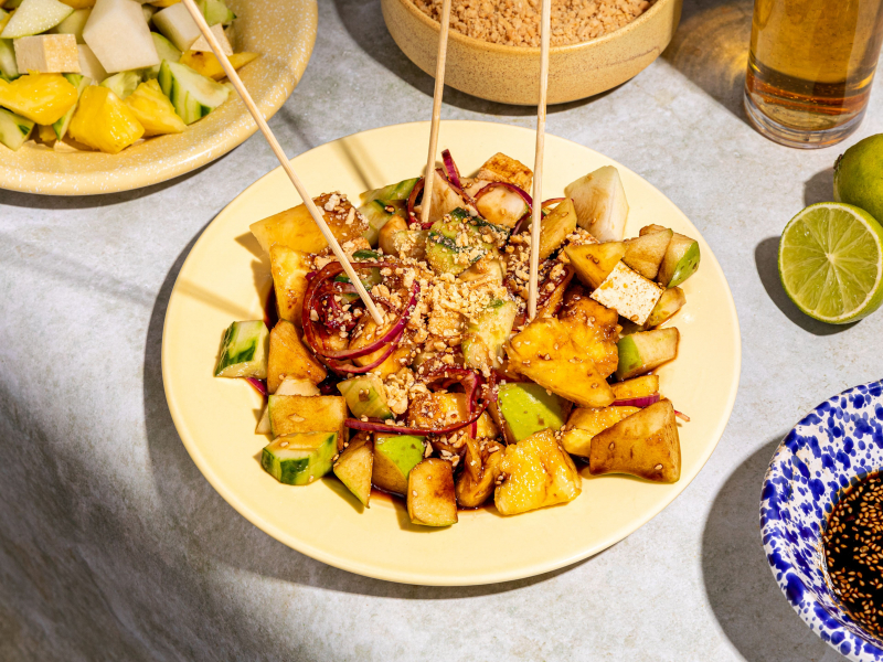 Screenshot of https://www.kitchenstories.com/en/recipes/ruby-makes-rojak-malaysian-style-sweet-and-sour-salad