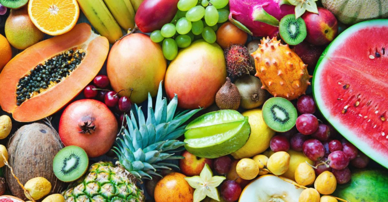 If you have diabetes, you should eat fruit 1–2 hours before or after meals