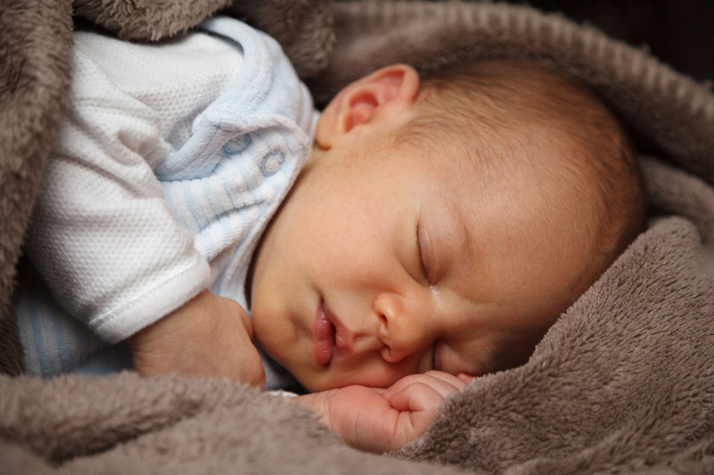Image by PublicDomainPictures from Pixabay: https://pixabay.com/photos/baby-child-sleeping-asleep-napping-21998/
