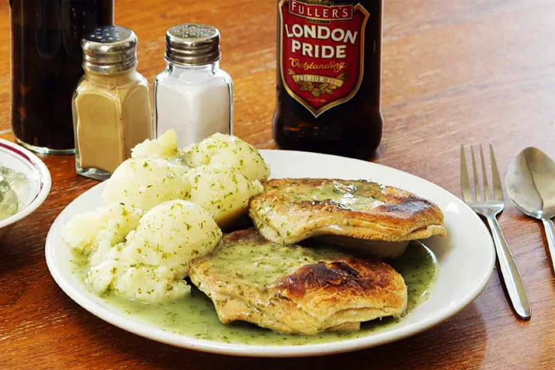 https://www.gq-magazine.co.uk/lifestyle/article/best-pie-and-mash-london