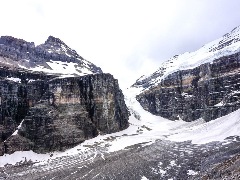 Plain of the Six Glaciers, Alberta