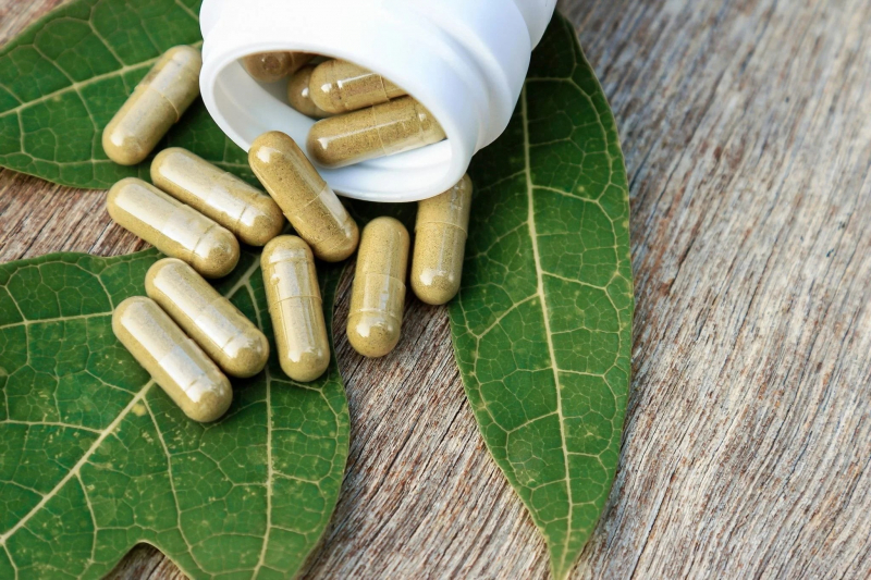 Plant sterol and stanol supplements