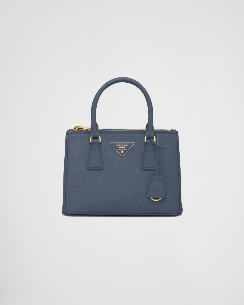 Small Prada Galleria Saffiano leather bag - Photo on Prada (https://www.prada.com/ww/en/p/small-prada-galleria-saffiano-leather-bag/1BA896_MNZV_F0016_V_EOO)