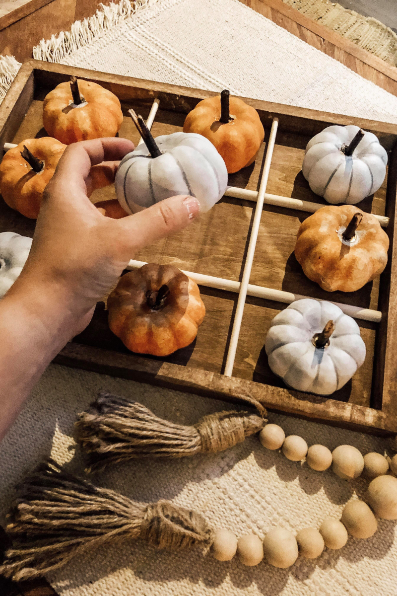 Pumpkin Tic-Tac-Toe - Photo via Pinterest