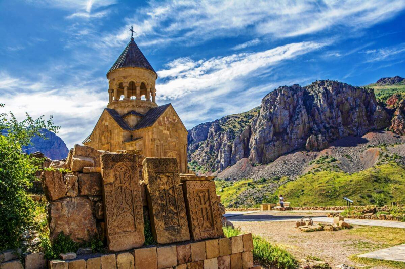 10 reasons to visit armenia