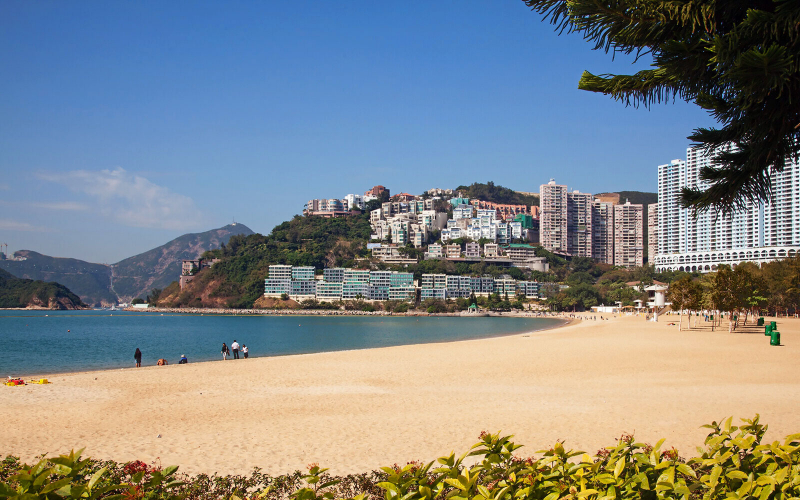 Repulse Bay and the Beaches