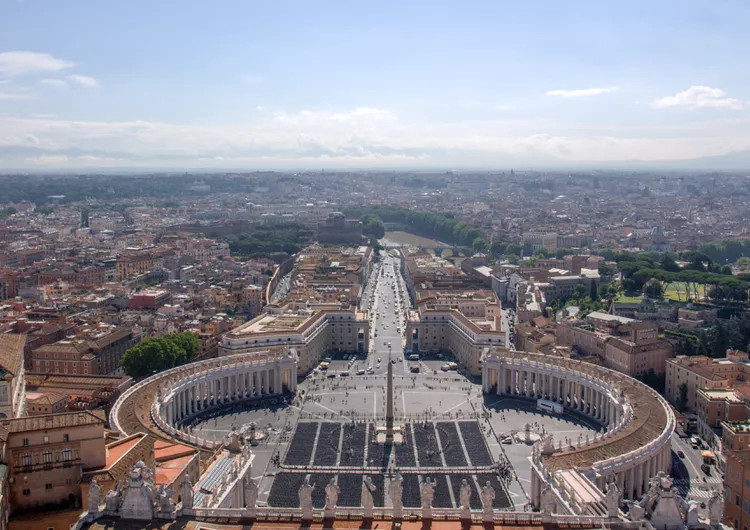 Saint Peter's Square and Basilica - Tripsavvy