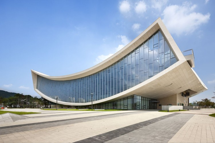 National Library Of Sejong City. Photo: archdaily.com