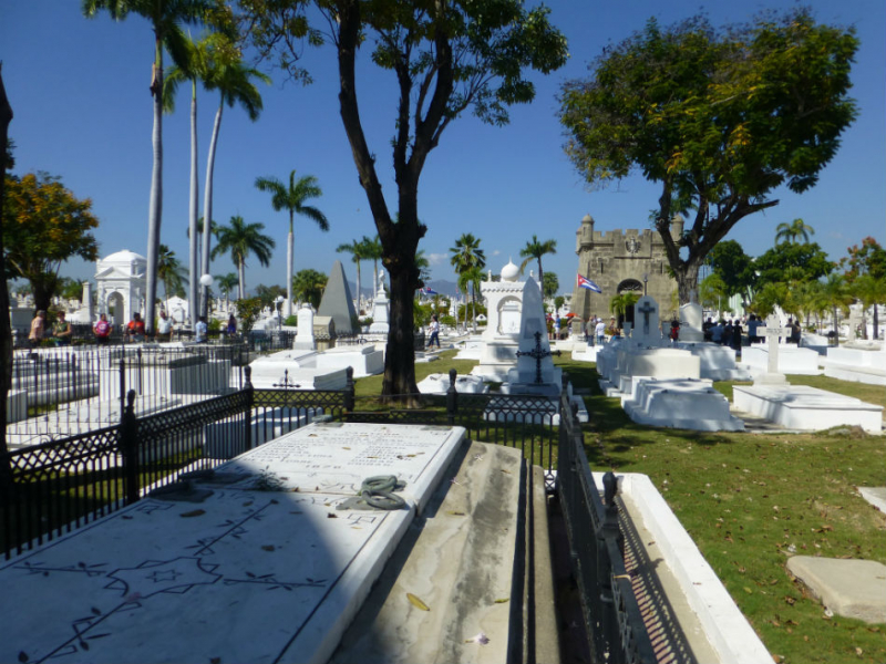 Santa Ifigenia Cemetery (Cementerio de Santa Ifigenia)