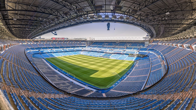 Santiago Bernabéu Stadium. Photo: vi.wikipedia.org