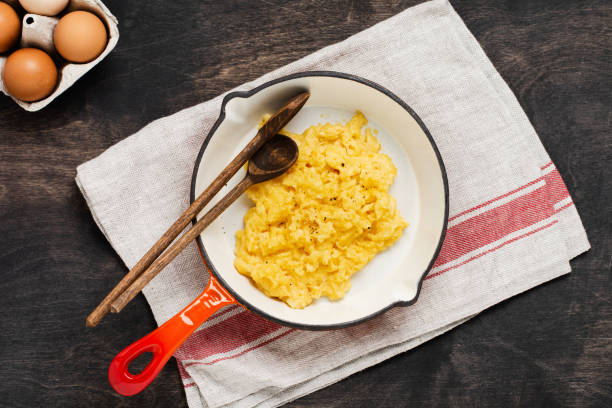 Seasoning scrambled eggs at the wrong time