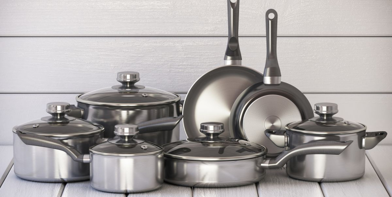 Set of Pots and Pans