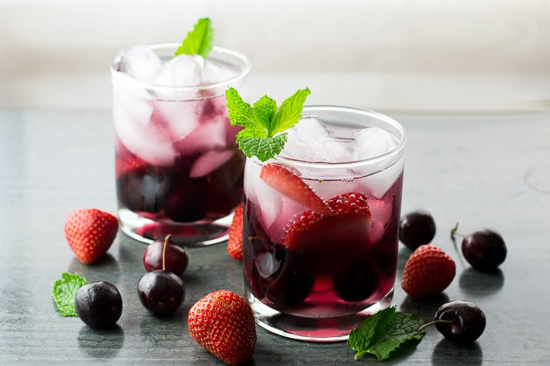 Sip Spritzers Instead of Soda and Other Sugary Drinks