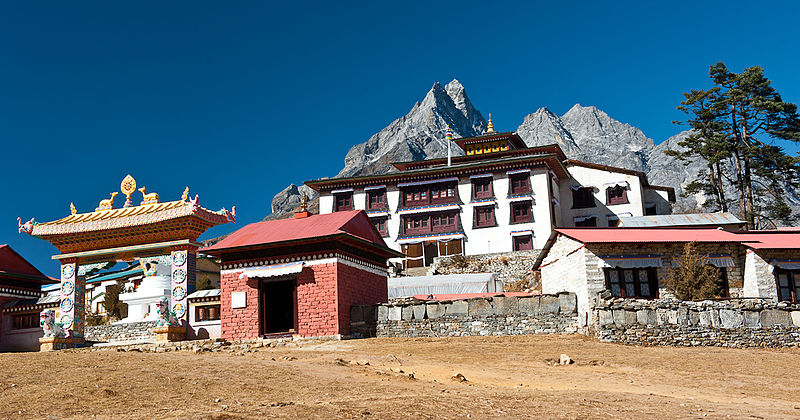 Photo by https://commons.wikimedia.org/wiki/File:Tengboche_monastery_II.JPG