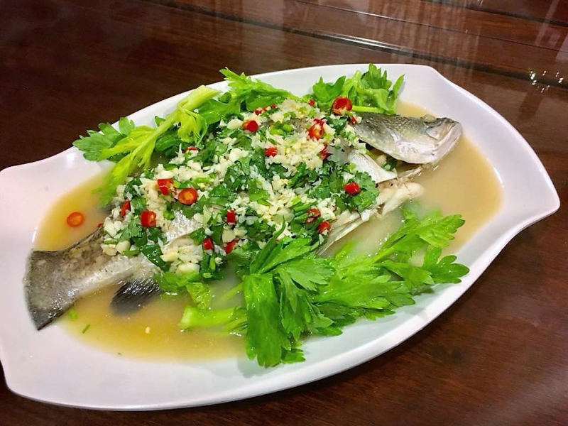 Thai steamed fish (Iah Kapong Neung Manao)