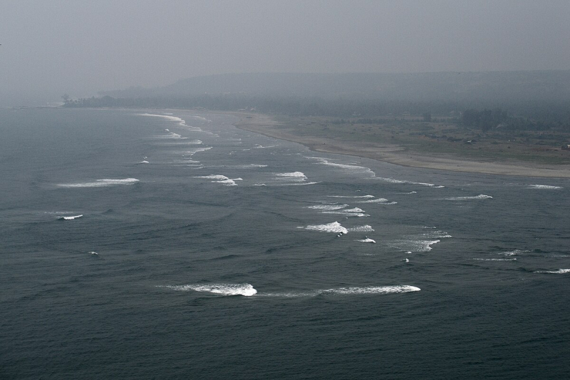 Image from https://commons.wikimedia.org/wiki/File:Arabian_Sea_and_Morjim_Beach_as_seen_from_Vagator_Fort,_Goa,_India.jpg