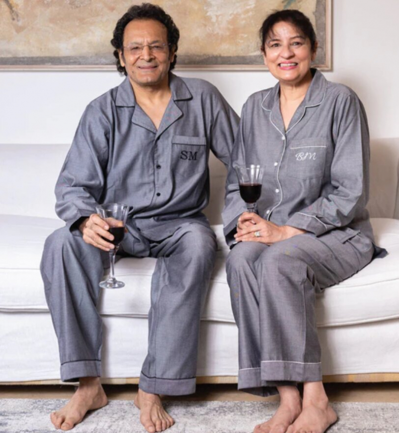 Photo on The Initial Studio (https://theinitialstudio.com/collections/nightwear-pjs-lounge/products/grey-chambray-couple-set )