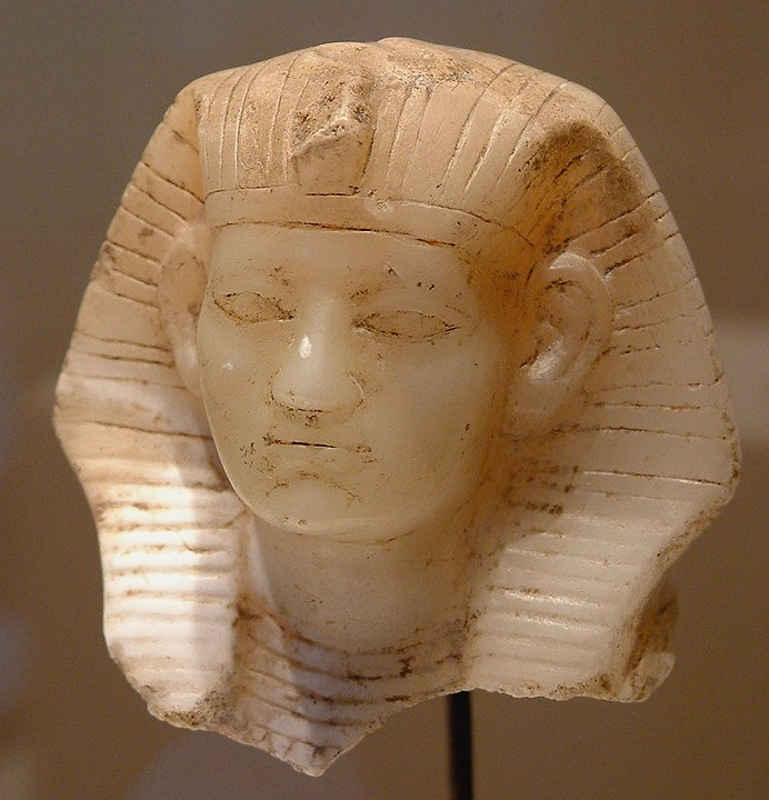 Amenemhat III -en.wikipedia.org