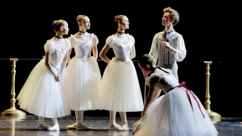 The Paris Opera Ballet. Photo: operadeparis.fr