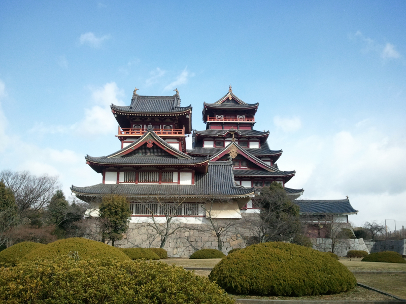 Momoyama Castle -en.wikipedia.org