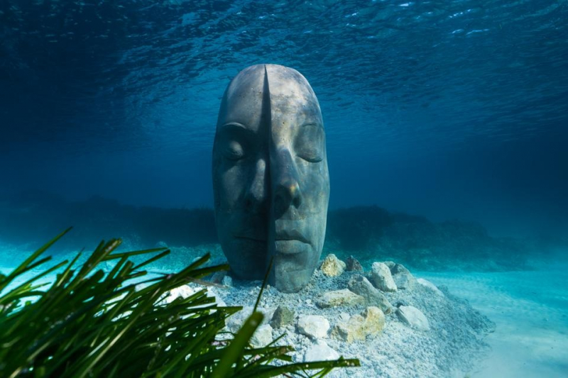 https://www.underwatersculpture.com/