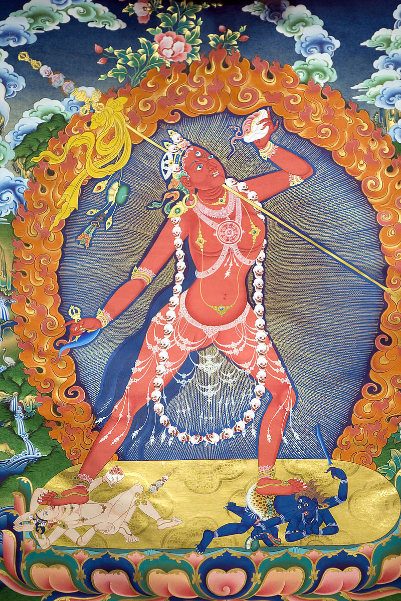 Photo on Wikimedia Commons (https://commons.wikimedia.org/wiki/File:Vajrayogini_en_Thangka_Tibetano.jpg)