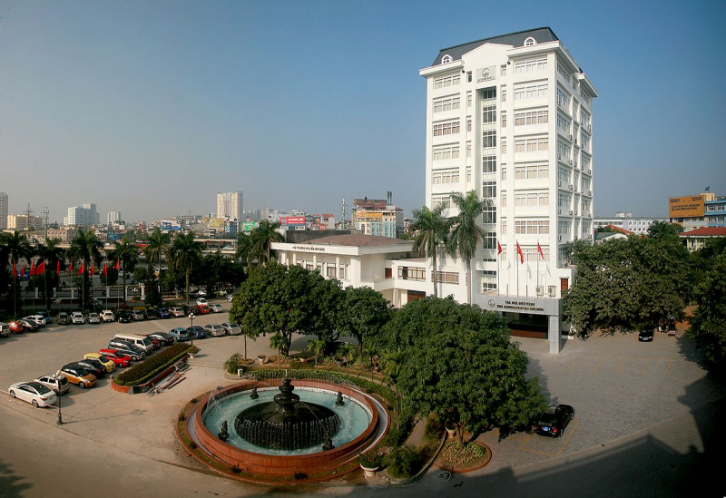 Vietnam National University, Hanoi (photo: https://vi.wikipedia.org/)