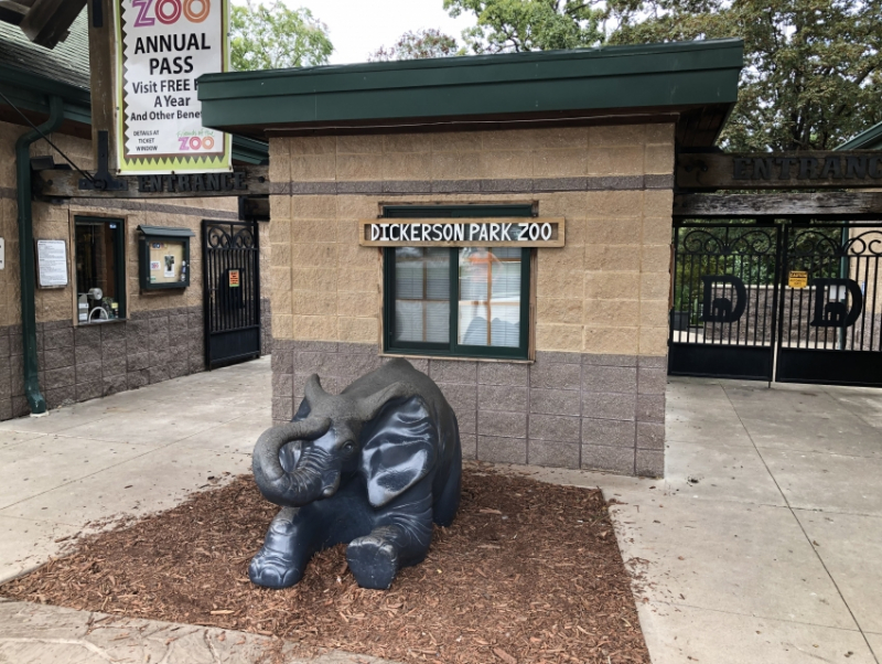 Visit Dickerson Park Zoo
