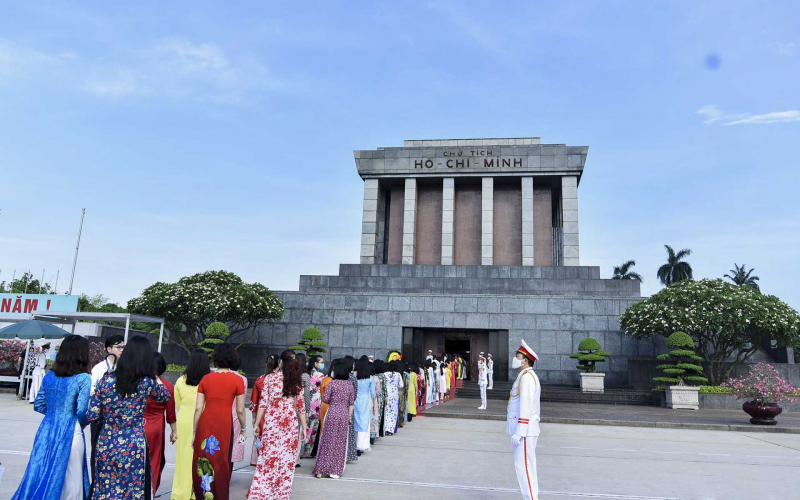 Visit the Ho Chi Minh Mausoleum