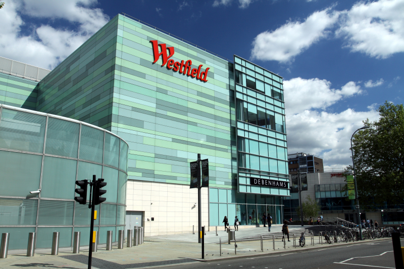 Photo on Wikimedia Commons (https://commons.wikimedia.org/wiki/File:Westfield_London_shopping_area_in_London_Borough_of_Hammersmith_and_Fulham,_spring_2013_%285%29.jpg)